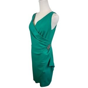 Alex Evenings Emerald Green Scuba Dress Cocktail Party Crystal‎ Size 10P Petite